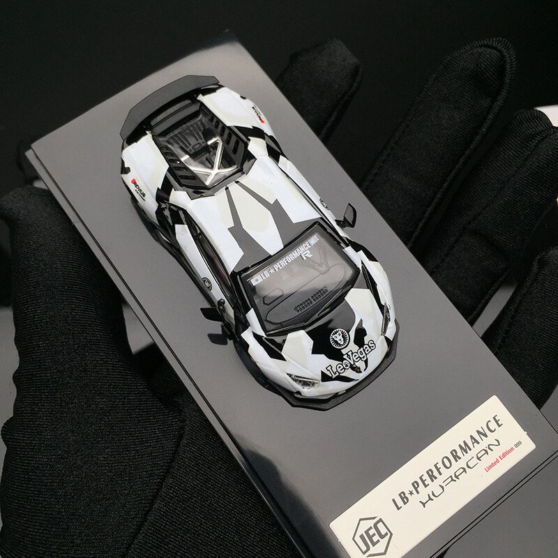 1:64 Scale Lamborghini Huracan LB Performace Diecast Car Model Limited